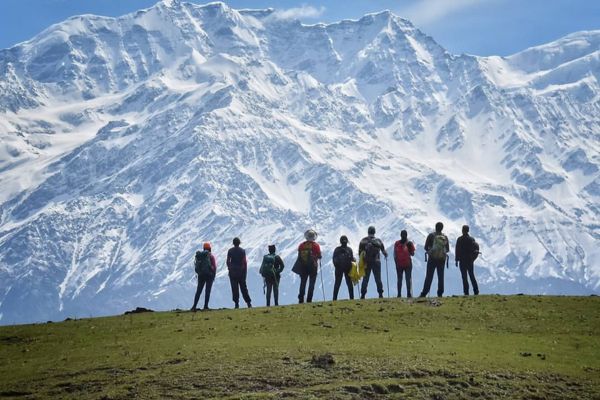 Dayara Bugyal Trek